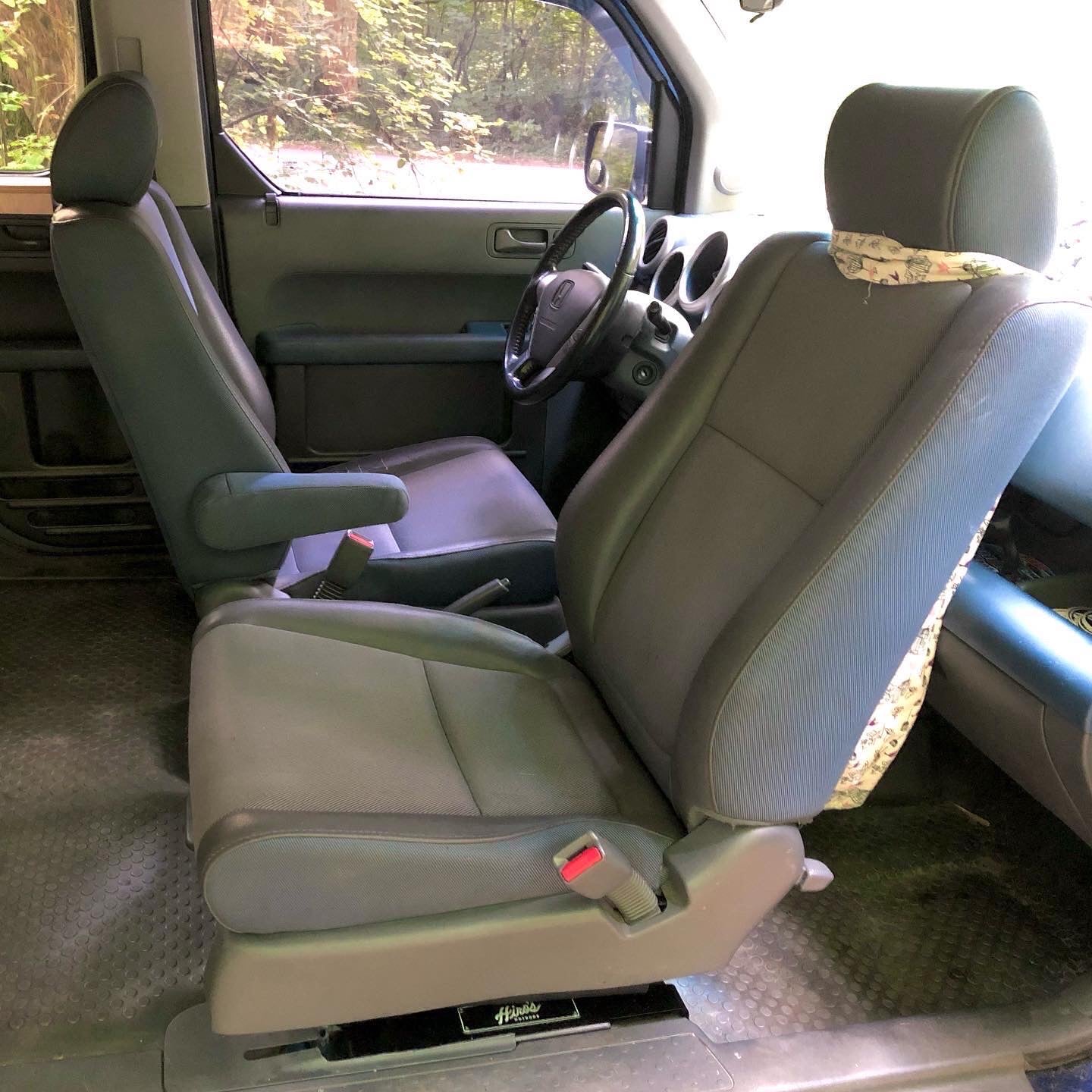 Hiro's Hotrods Swivel Seat Kit